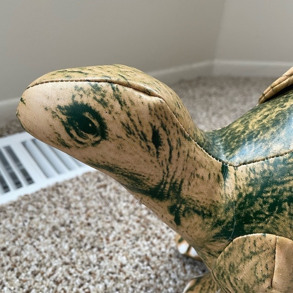 🎈🎈🎈Good Stuff Vinylsaurs Dinosaur Stuffed Animal Medium Size NWT - Picture 5 of 11